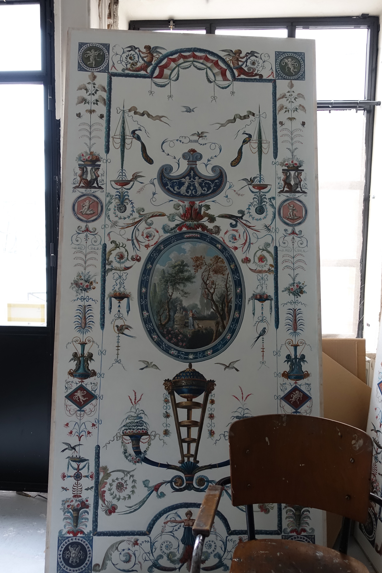 Série de peintures inspirées de grands décors Français du 18e Siècle, pour boiseries de grandes salles de réception d'un Palais en Russie - Travail à l'huile